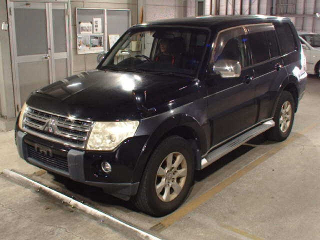 MITSUBISHI PAJERO 2008