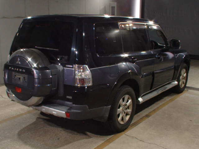 MITSUBISHI PAJERO 2008
