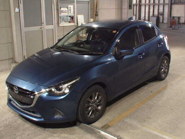 MAZDA DEMIO 2017