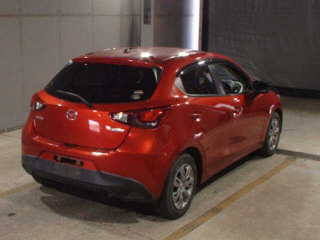 MAZDA DEMIO 2016