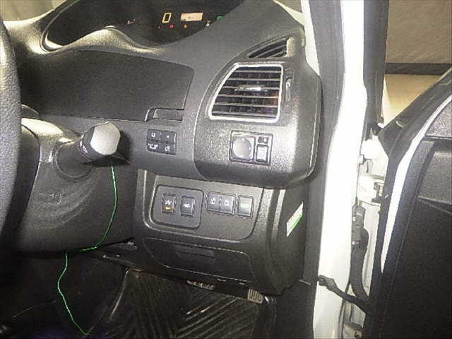 NISSAN SERENA 2014