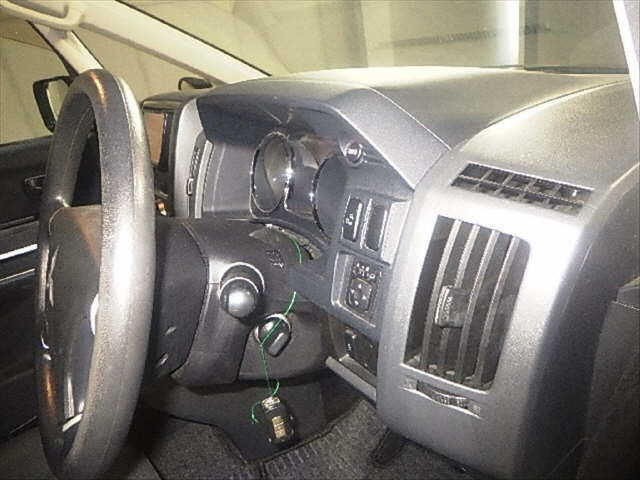 MITSUBISHI DELICA D5 2011