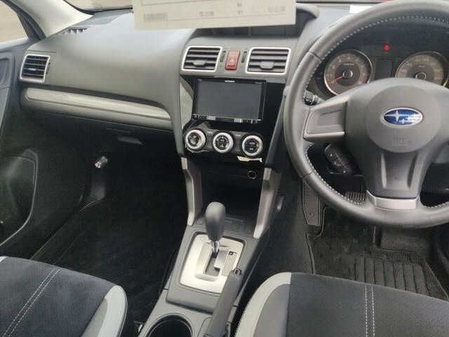 SUBARU FORESTER 2015