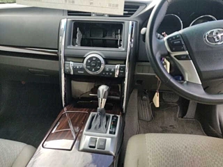 TOYOTA MARK X 2012