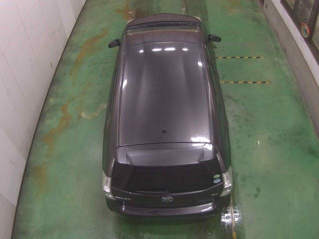 TOYOTA PRIUS ALPHA 2014