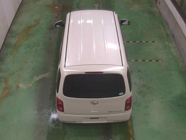 DAIHATSU MIRA 2010