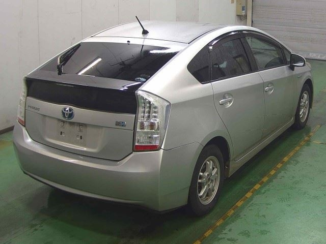 TOYOTA PRIUS 2010
