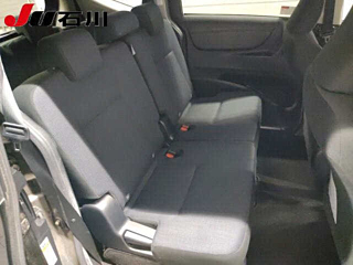 TOYOTA SIENTA 2016