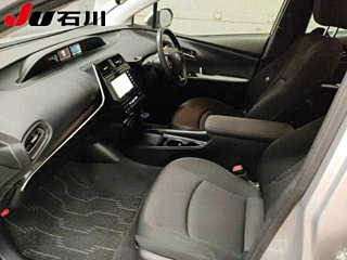 TOYOTA PRIUS 2020