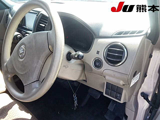 NISSAN ROOX 2010