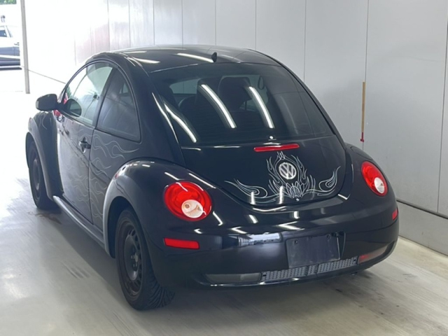 VOLKSWAGEN NEW BEETLE 2009