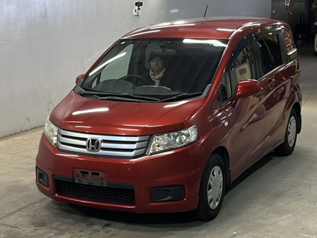 HONDA FREED 2011