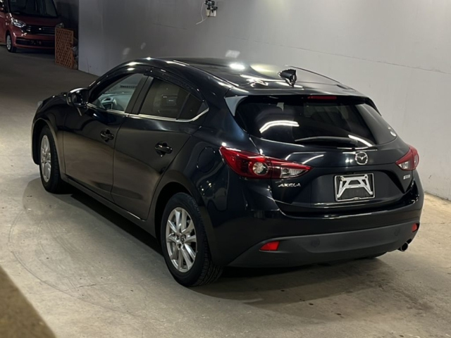 MAZDA AXELA 2015