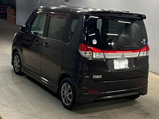 MITSUBISHI DELICA D2 2012