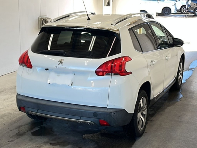 PEUGEOT 2008 2015
