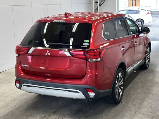 MITSUBISHI OUTLANDER 2019