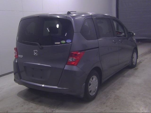 HONDA FREED 2009