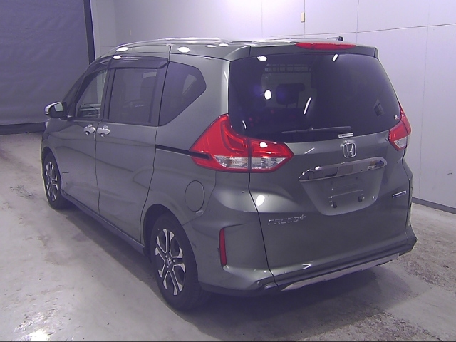 HONDA FREED 2023