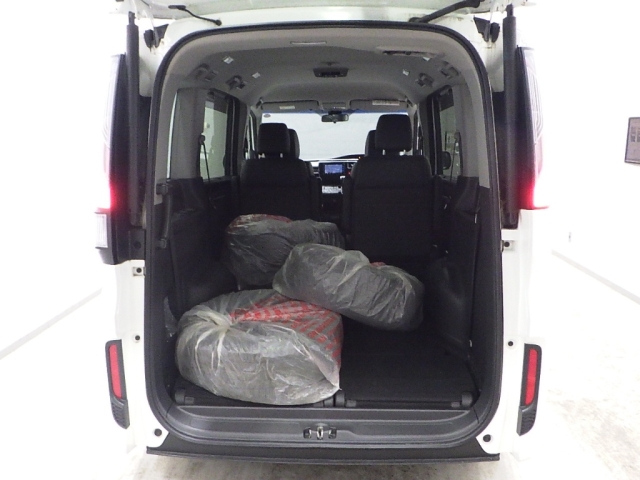 HONDA STEP WAGON 2015