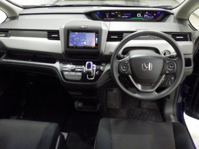 HONDA FREED 2018