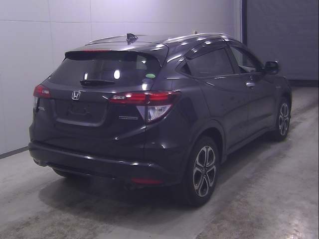 HONDA VEZEL 2015