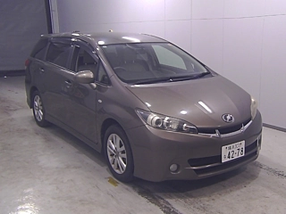 TOYOTA WISH