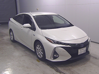 TOYOTA PRIUS PHV
