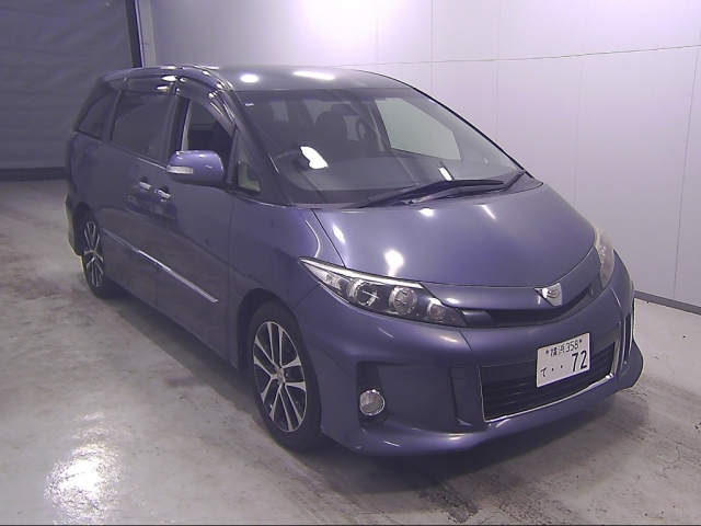 TOYOTA ESTIMA 2015