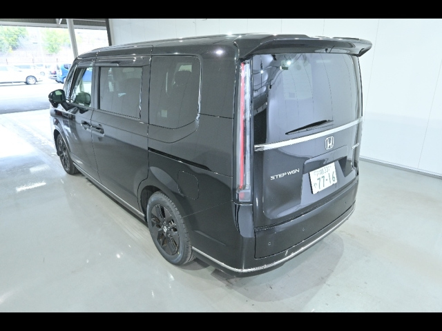 HONDA STEP WAGON 2022