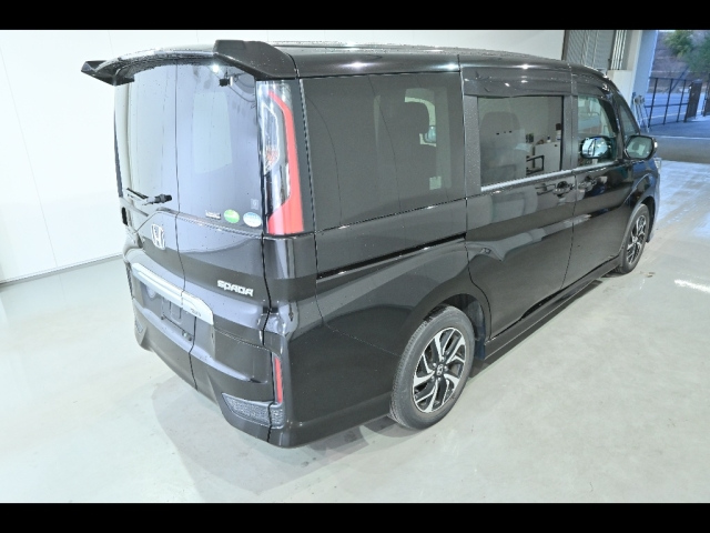 HONDA STEP WAGON 2021