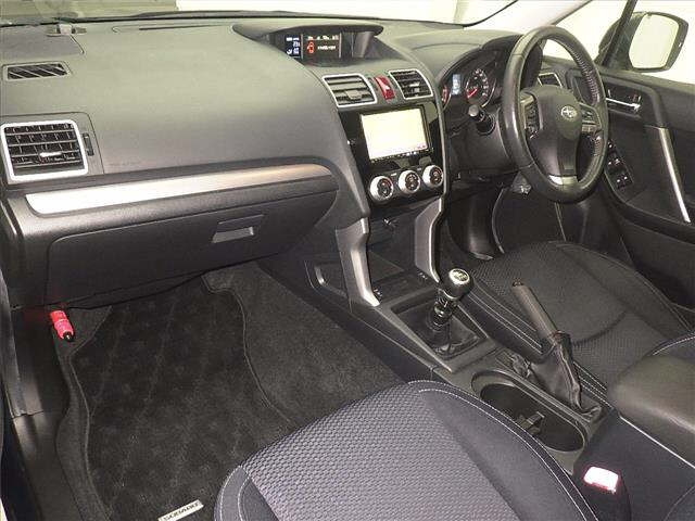 SUBARU FORESTER 2015