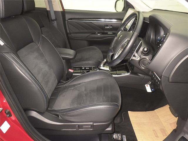 MITSUBISHI OUTLANDER PHEV 2019