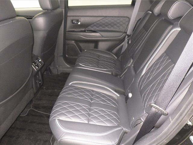 MITSUBISHI OUTLANDER PHEV 2018