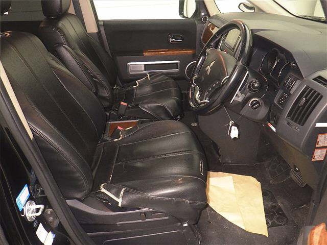 MITSUBISHI DELICA D5 2009