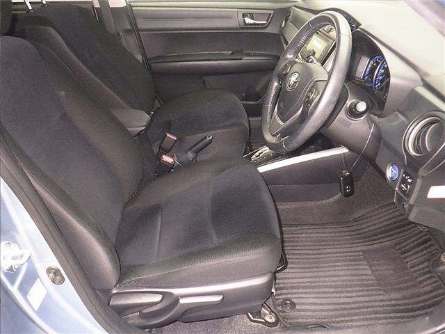 TOYOTA COROLLA FIELDER 2013