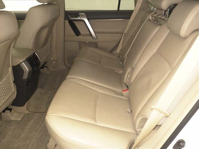 TOYOTA LAND CRUISER PRADO 2018