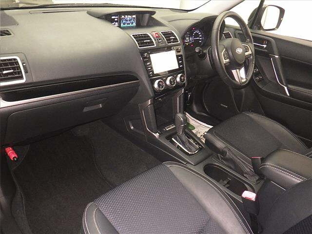 SUBARU FORESTER 2016