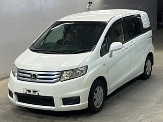 HONDA FREED 2010