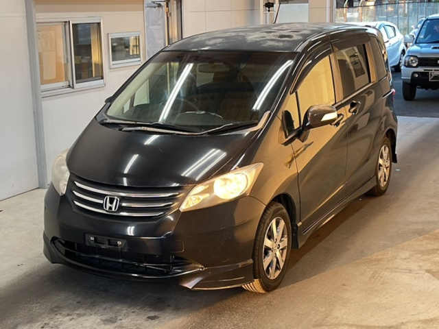 HONDA FREED 2010