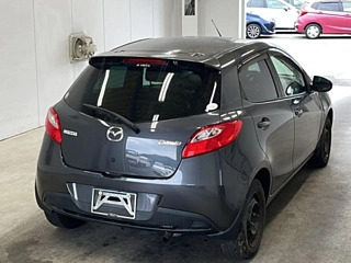 MAZDA DEMIO 2013
