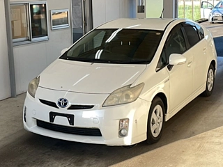 TOYOTA PRIUS 2011