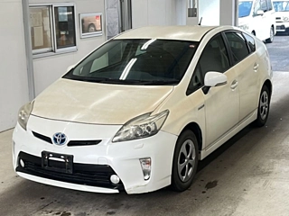 TOYOTA PRIUS 2012