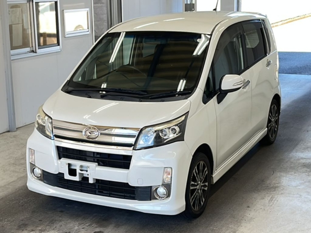 DAIHATSU MOVE 2014