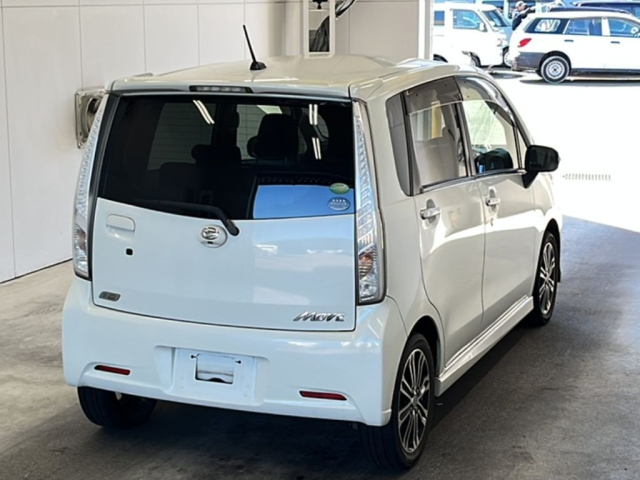 DAIHATSU MOVE 2014