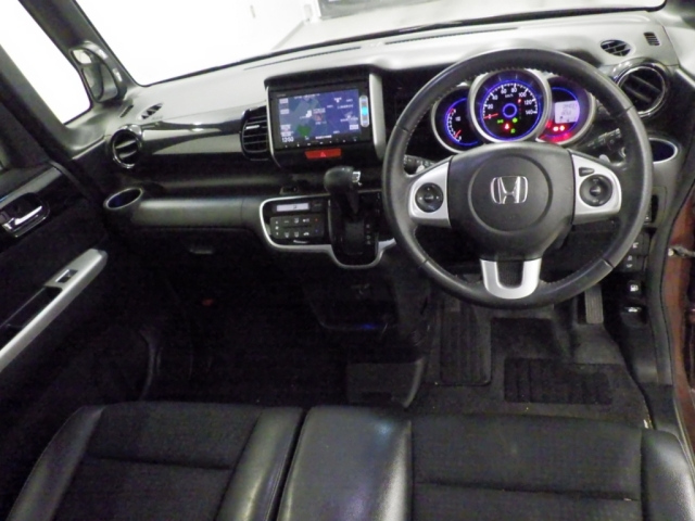 HONDA N BOX 2015