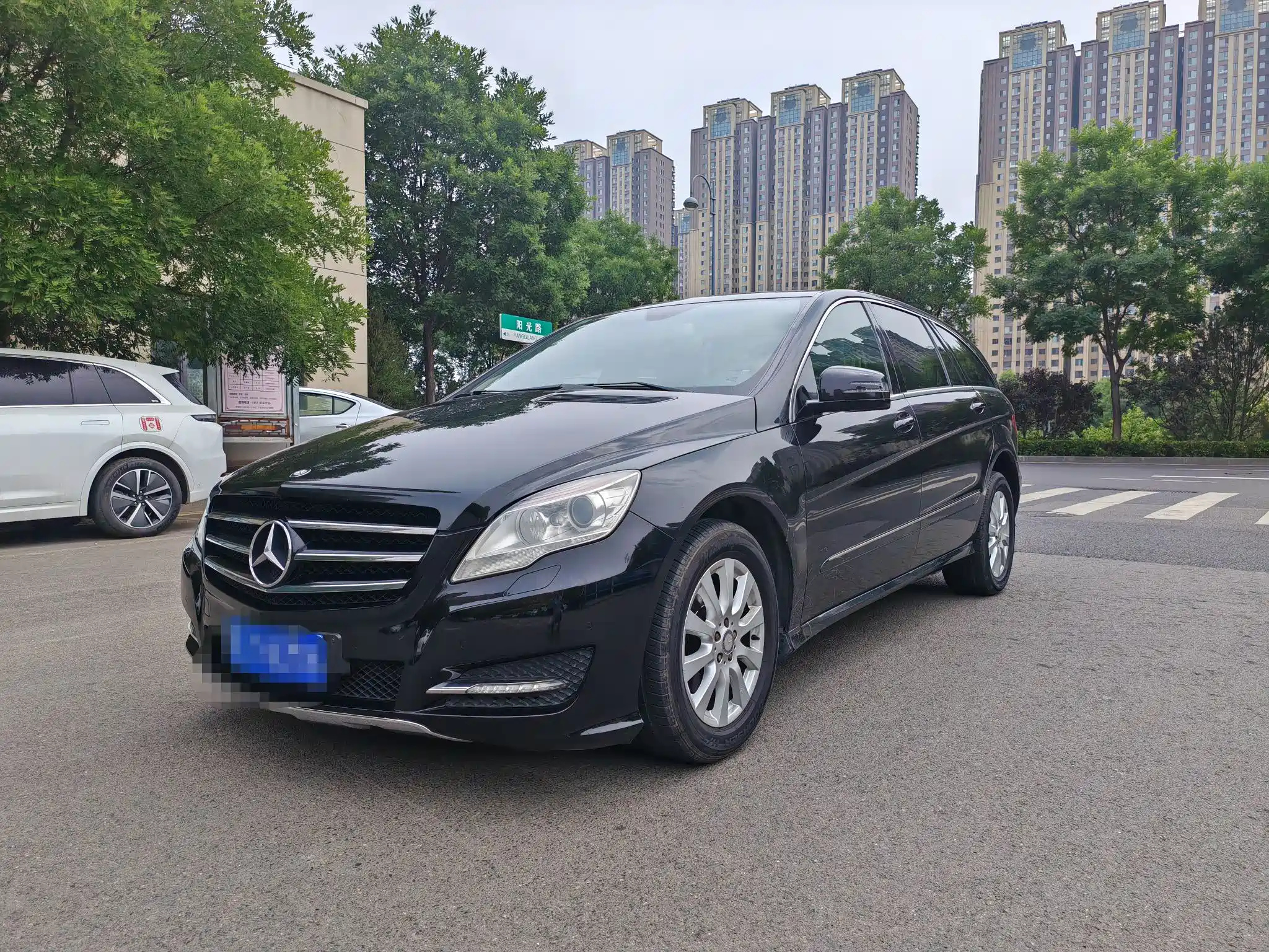 MERCEDES-BENZ R-CLASS 2012