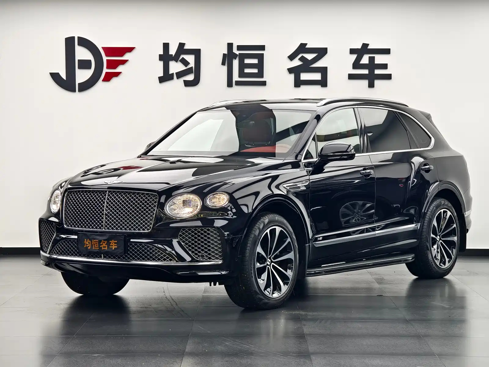 BENTLEY BENTAYGA 2021