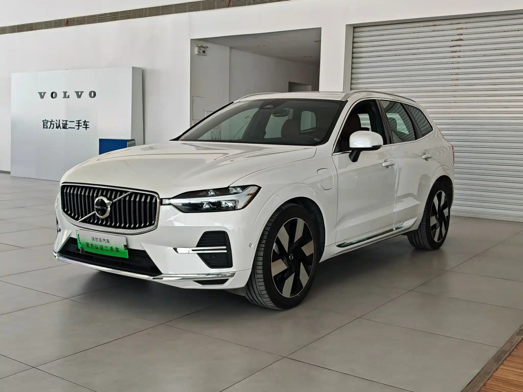 VOLVO XC60 NEW ENERGY 2024