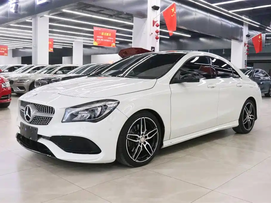 MERCEDES-BENZ CLA 2017
