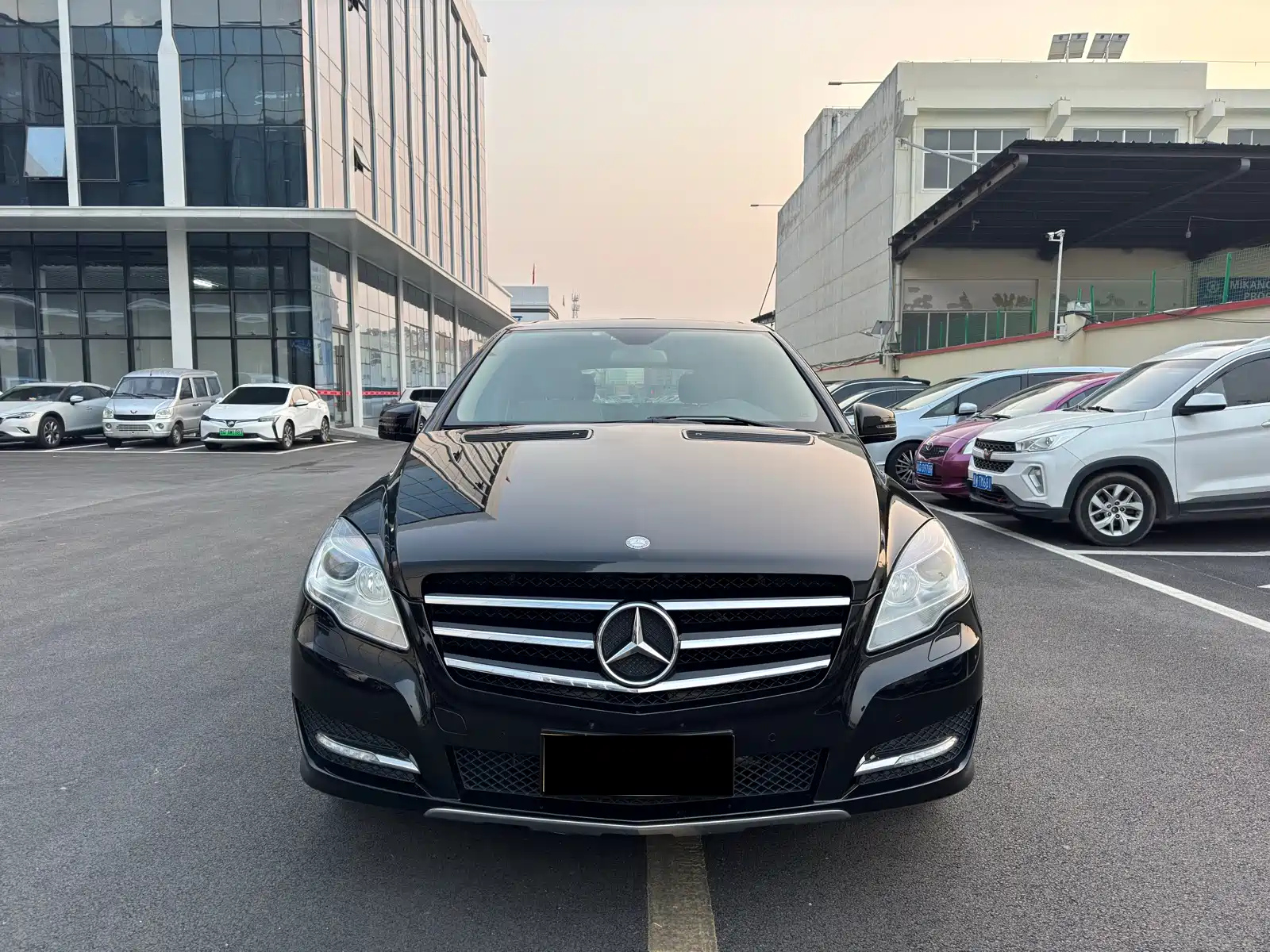 MERCEDES-BENZ R-CLASS 2016